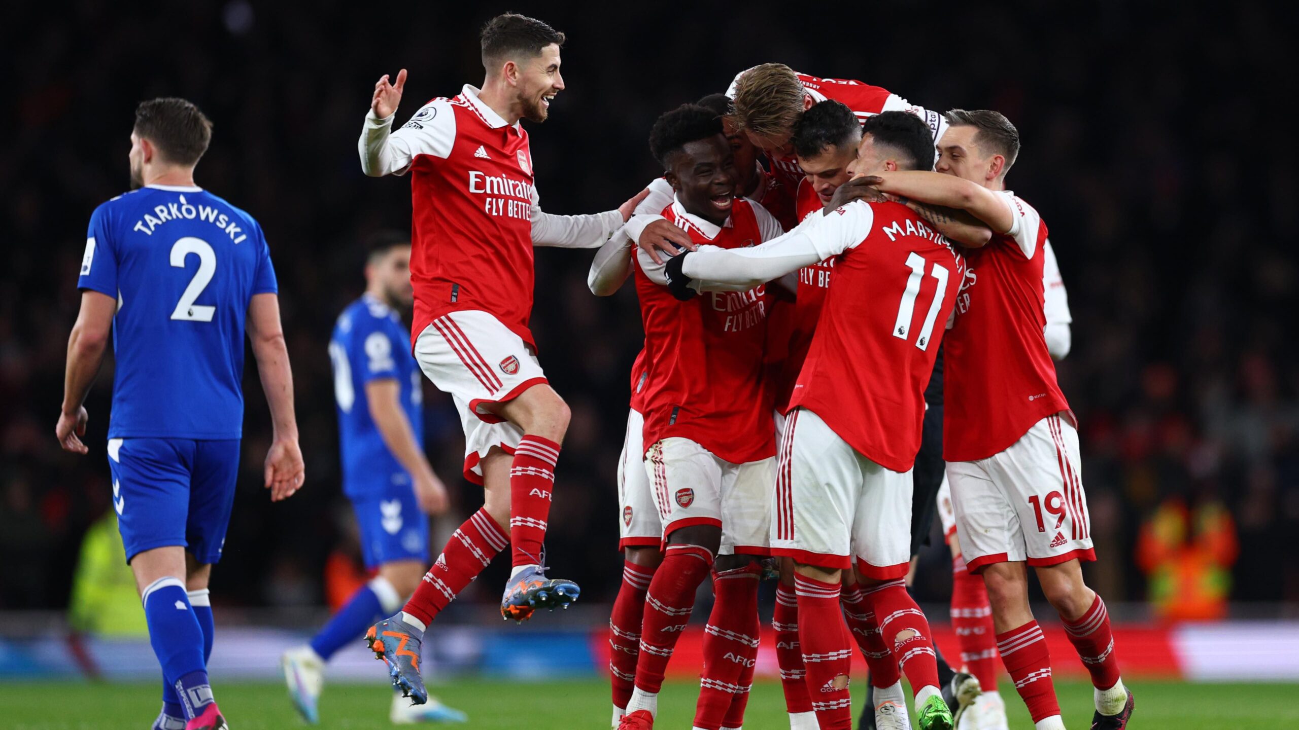 How to Predict Football Matches Using Statistics on 1BitPlay